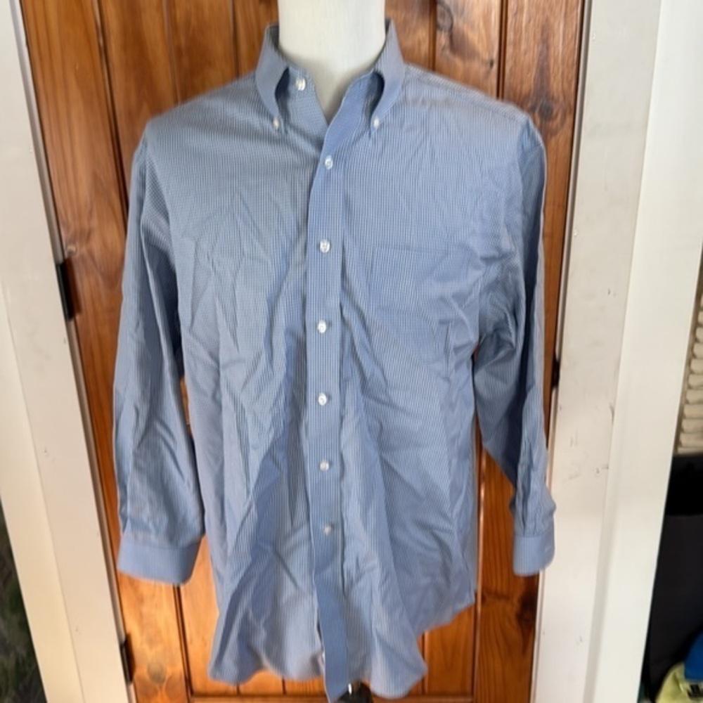 Jos. A. Bank Traveler Blue and White windowpane Pattern Button Down Dress Shirt